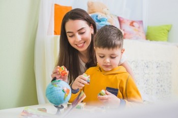 Smart Babysitters - Trusted Child Care Company in Dubai