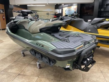 Brand new SeaDoo GTX 300 Limited WITH the Sound System