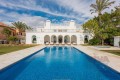 Front Beach Luxury Villa Guadalmina for sale – Villa Hayfa