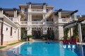 Luxury villa 420m2 with pool near Porto Novi in ​​Baošići
