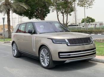 Range Rover First Ed **2022**