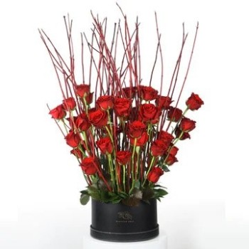 Buy Flowers Bouquet on Valentine's Day with Online Delivery Services in Dubai