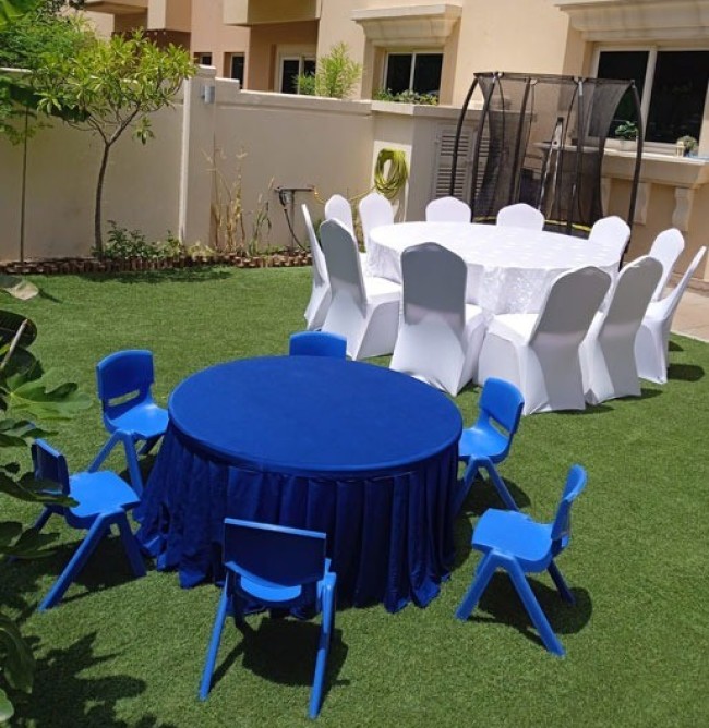Rent children chairs and tables for rental in Dubai.