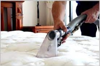 mattress deep  cleaning services 0563129254