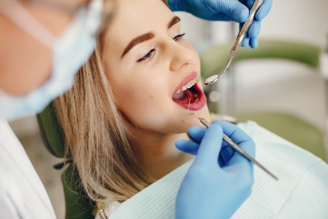 Teeth Whitening Clinic in Dubai