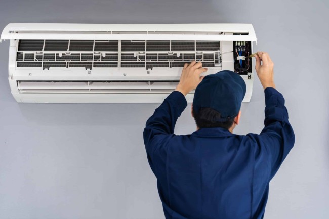 Ac Servicing and Installation Work in Dubai 0555408861