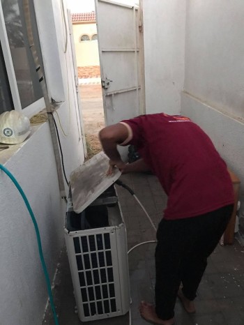 Window Ac cleaning service Muhaisnah Dubai 0529251237