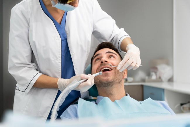 Best Dental Implant Clinic in Dubai