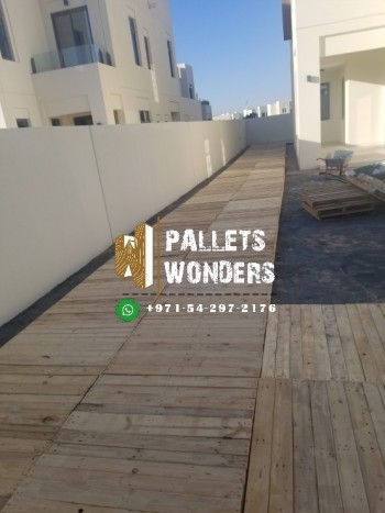 0542972176 pallets wooden Dubai
