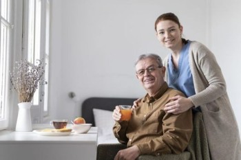 Professional Doctors And Well-Trained Nurses Available For Home Nursing Services