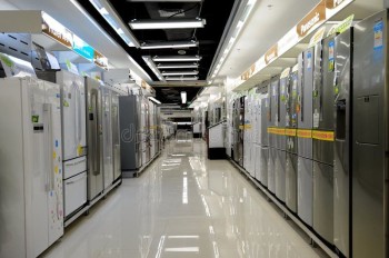 electronics-stores-refrigerator-20798647