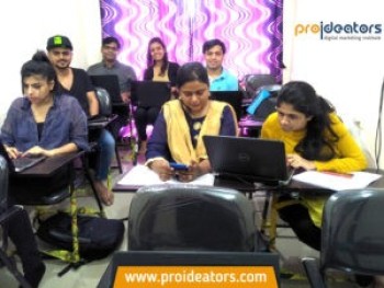 Proideators-Digital-Marketing-Course-Batch-September-2017-4-300x225