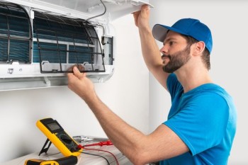 Expert AC Repairing in Dubai Services