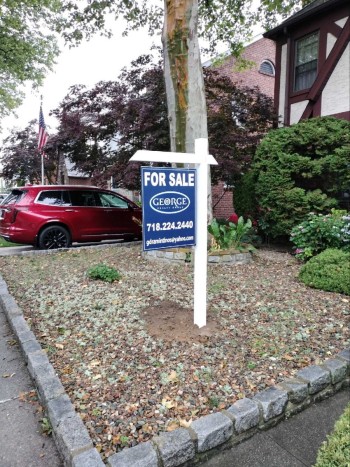 Durable Real Estate Signs – Perfect for Any Property