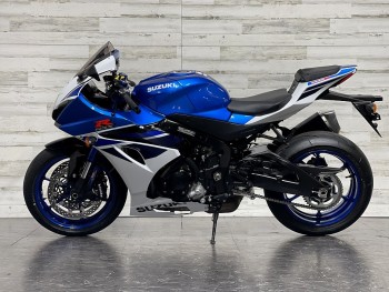 2024 suzuki gsx R1000R  (+971561943867)