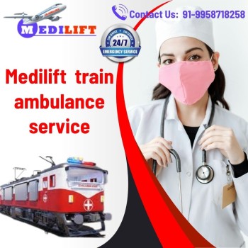 Medilift Train Ambulance in Varanasi has years of Experience in Shifting