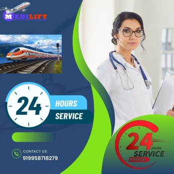 Medilift Train Ambulance Service in Allahabad Committed to Shift Patients Intact