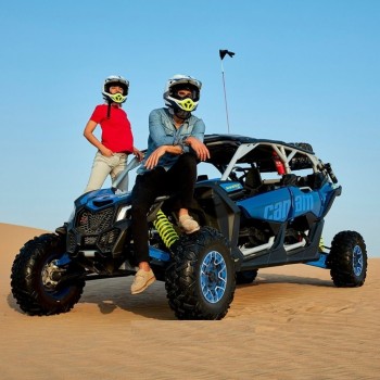 Can-Am-Buggy-Couple-Dubai-1024x1024
