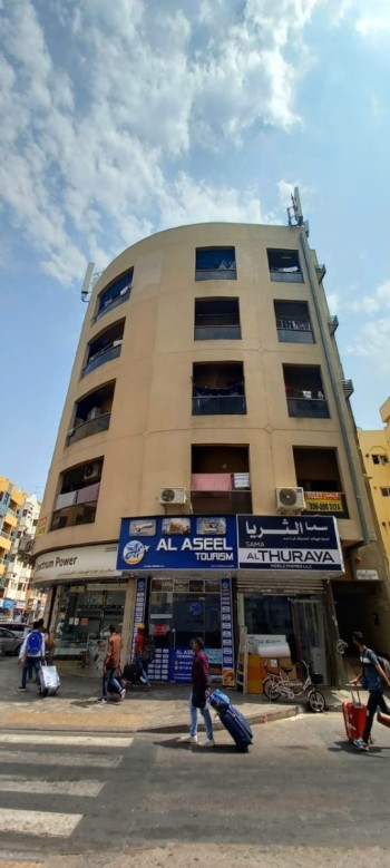 Studios at Competitive Rent for Residential and Commercial Purpose.