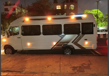 Tempo traveller on rent in Mumbai