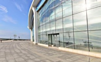 Modern Glass Partition in Dubai | Stylish Office & Home Glass Solutions