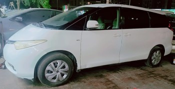 Toyota Previa 2009 for sale in Ajman