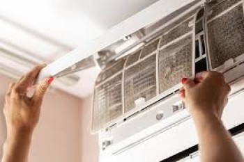 Professional Aircon Cleaning Dubai – Breathe Fresh & Clean Air